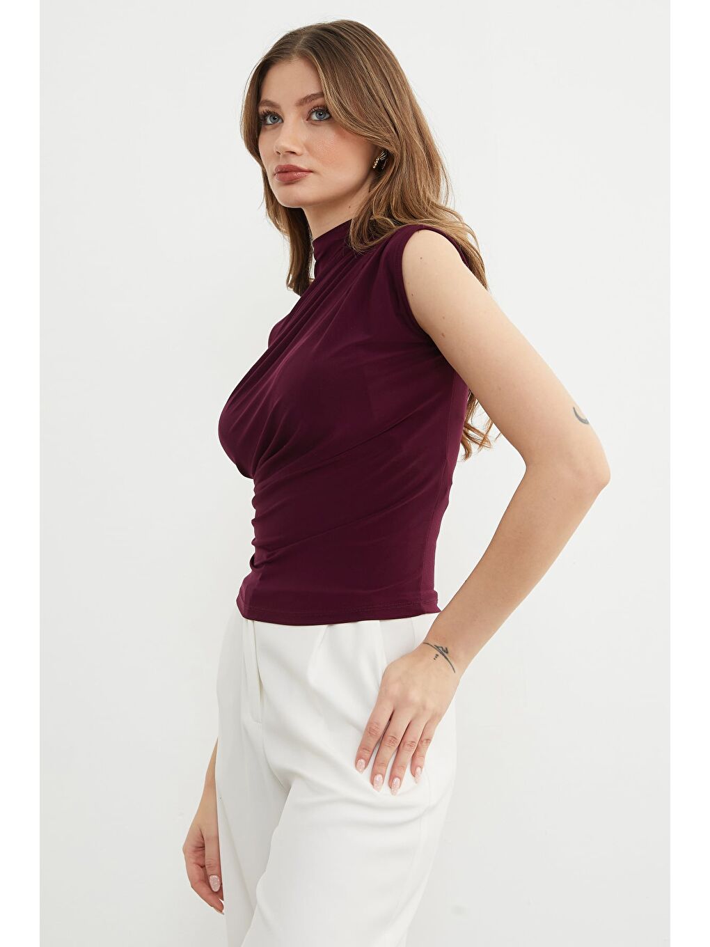 Mürdüm Omzu Ve Yanları Drapeli Dik Yaka Bluz-4