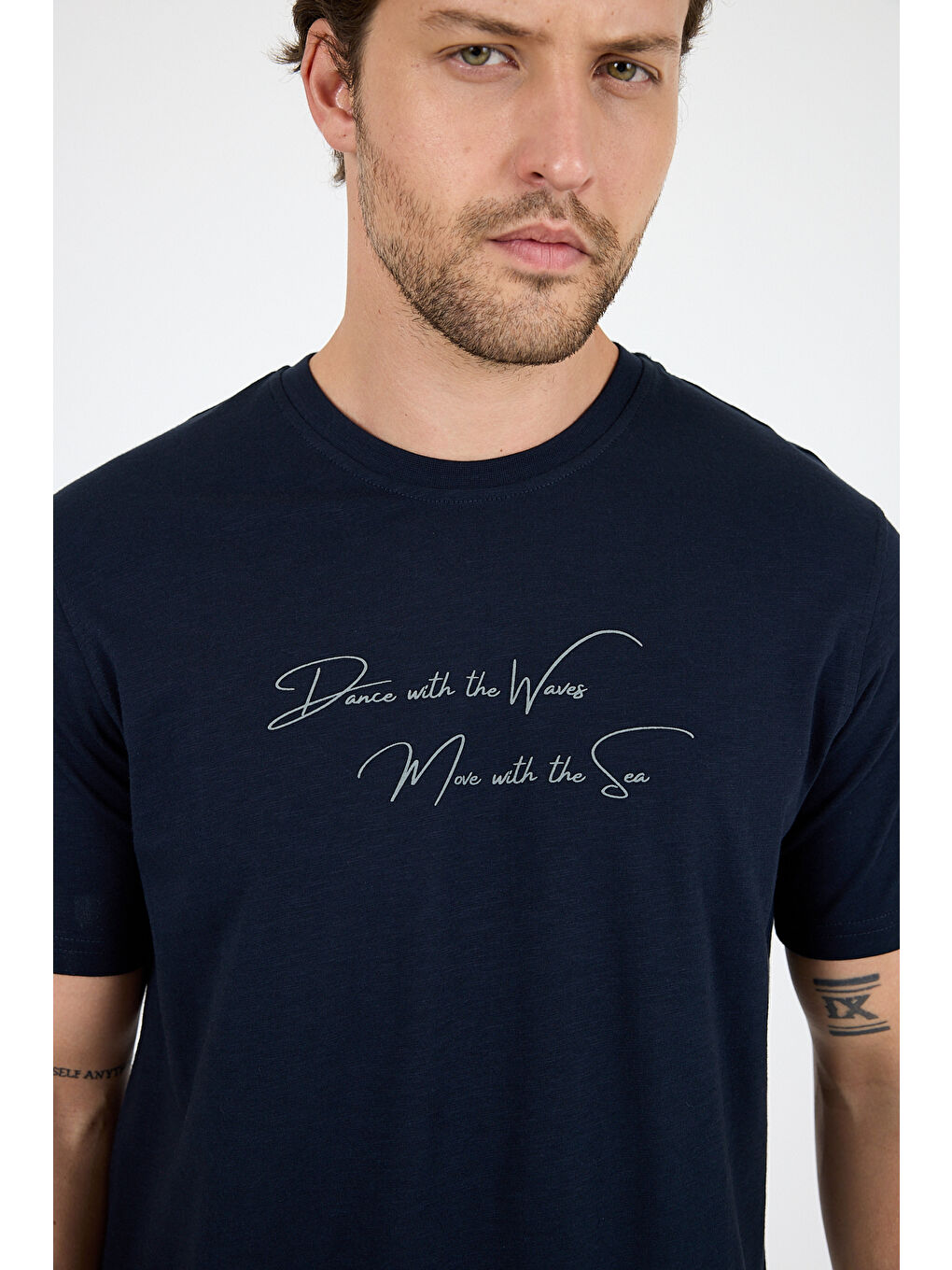 Lacivert Erkek %100 Pamuk Bisiklet Yaka Kısa Kollu Baskılı Tişört Rahat ve Günlük Erkek Tişört 0011-2