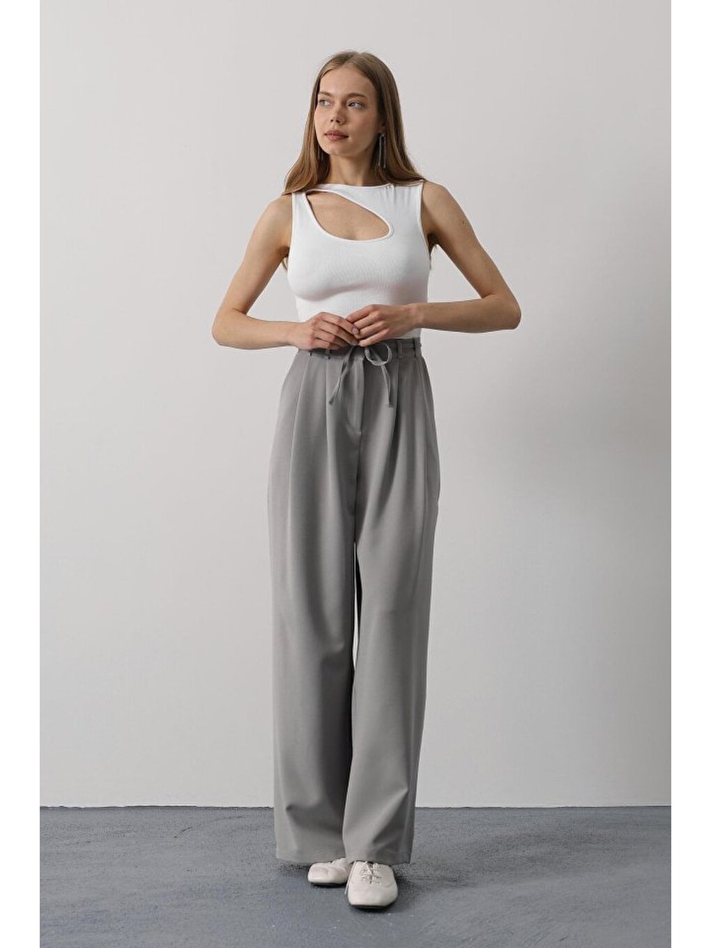 Pileli Bağcıklı Oversize Pantolon - Gri-3
