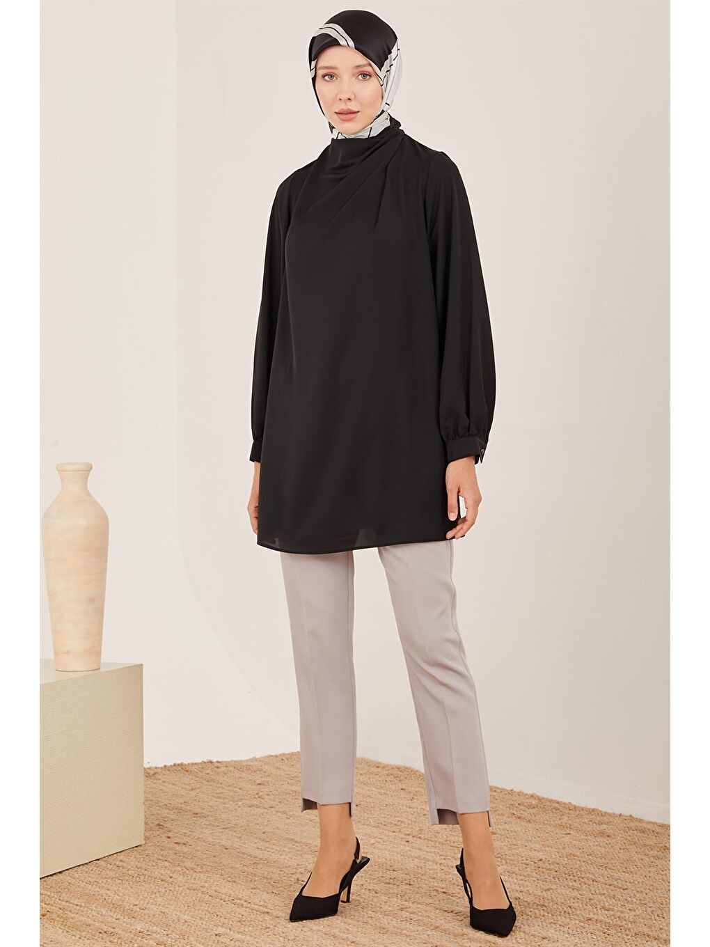 Siyah Tunik 23Y4449