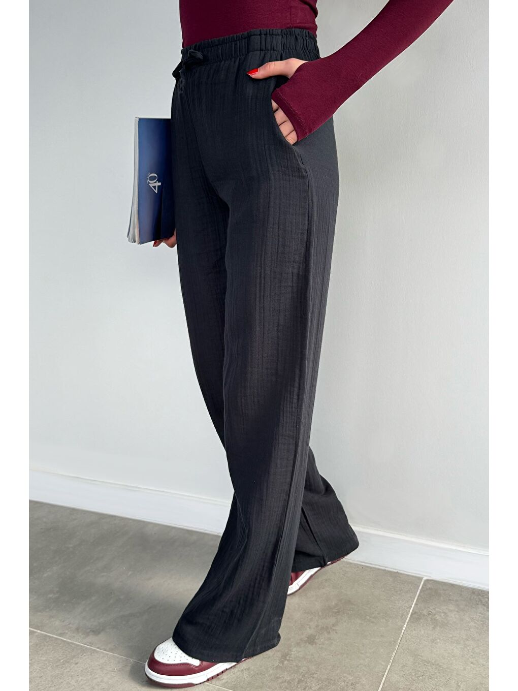 Siyah Kadın Bel Lastikli Müslin Pantolon-2