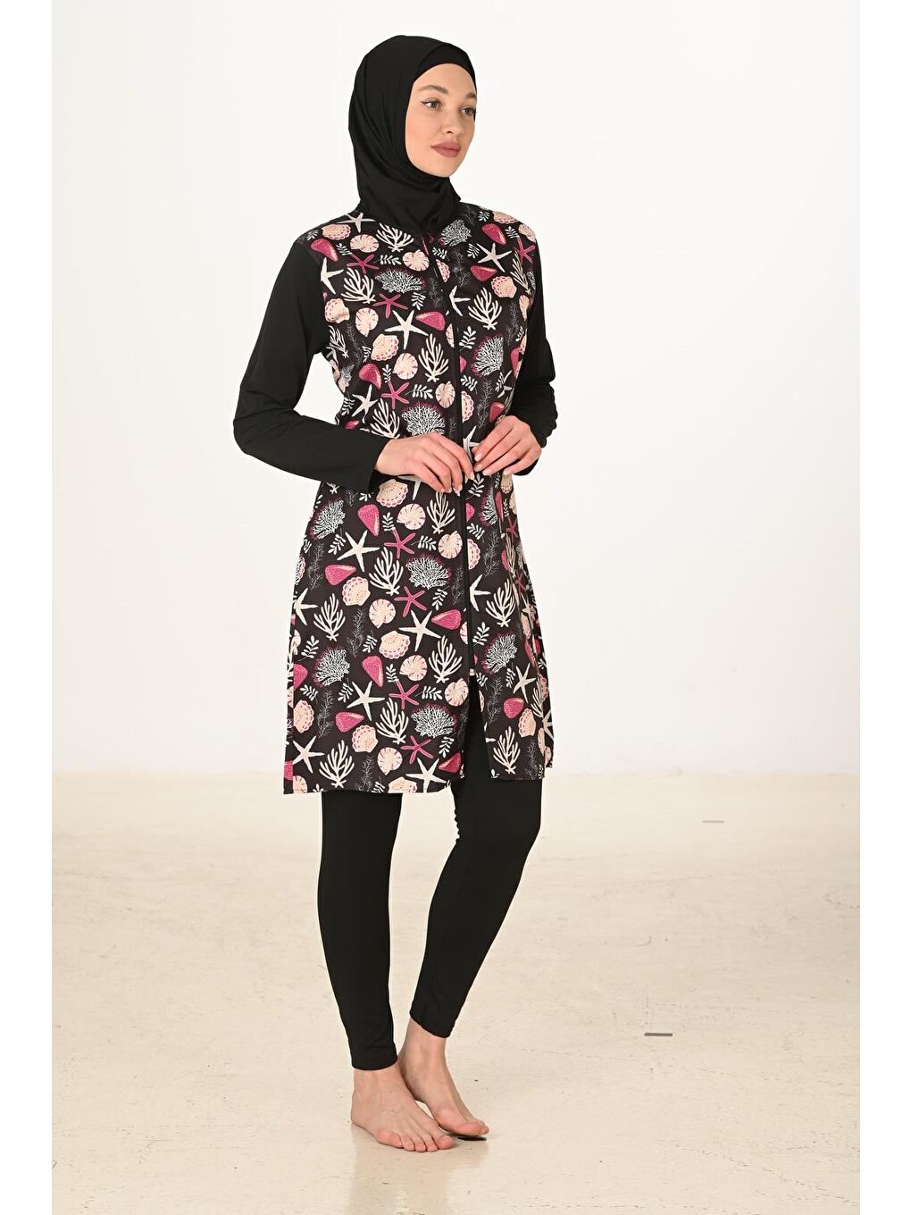 Siyah Tam Kapalı Desenli Paraşüt Kumaş Tesettür Mayo 3445-2