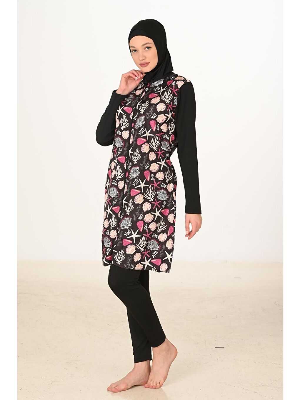 Siyah Tam Kapalı Desenli Paraşüt Kumaş Tesettür Mayo 3445-4