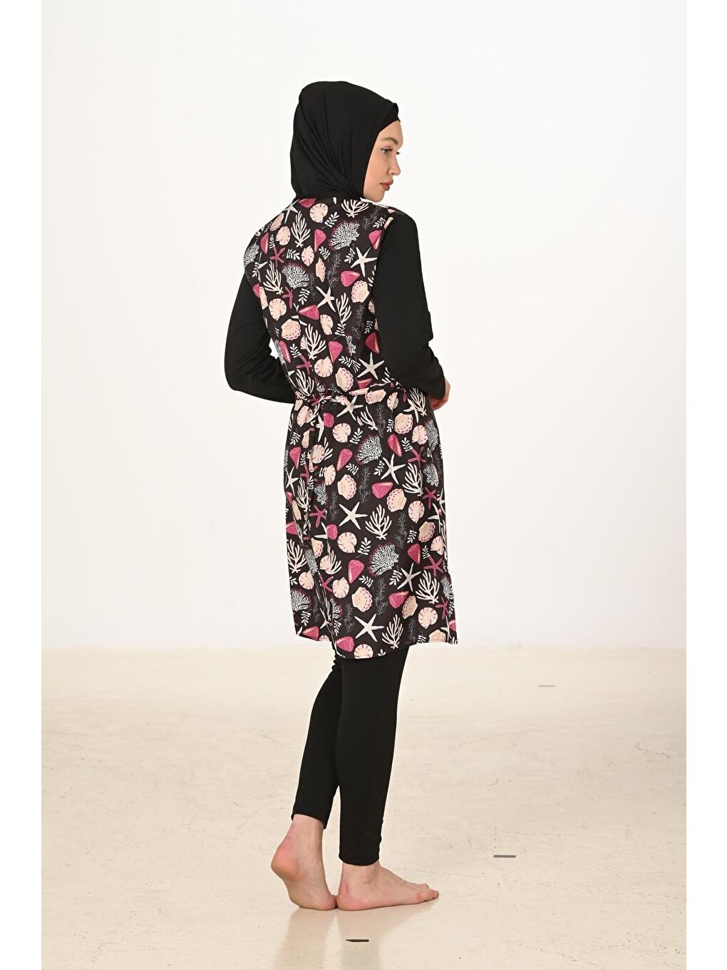 Siyah Tam Kapalı Desenli Paraşüt Kumaş Tesettür Mayo 3445-5