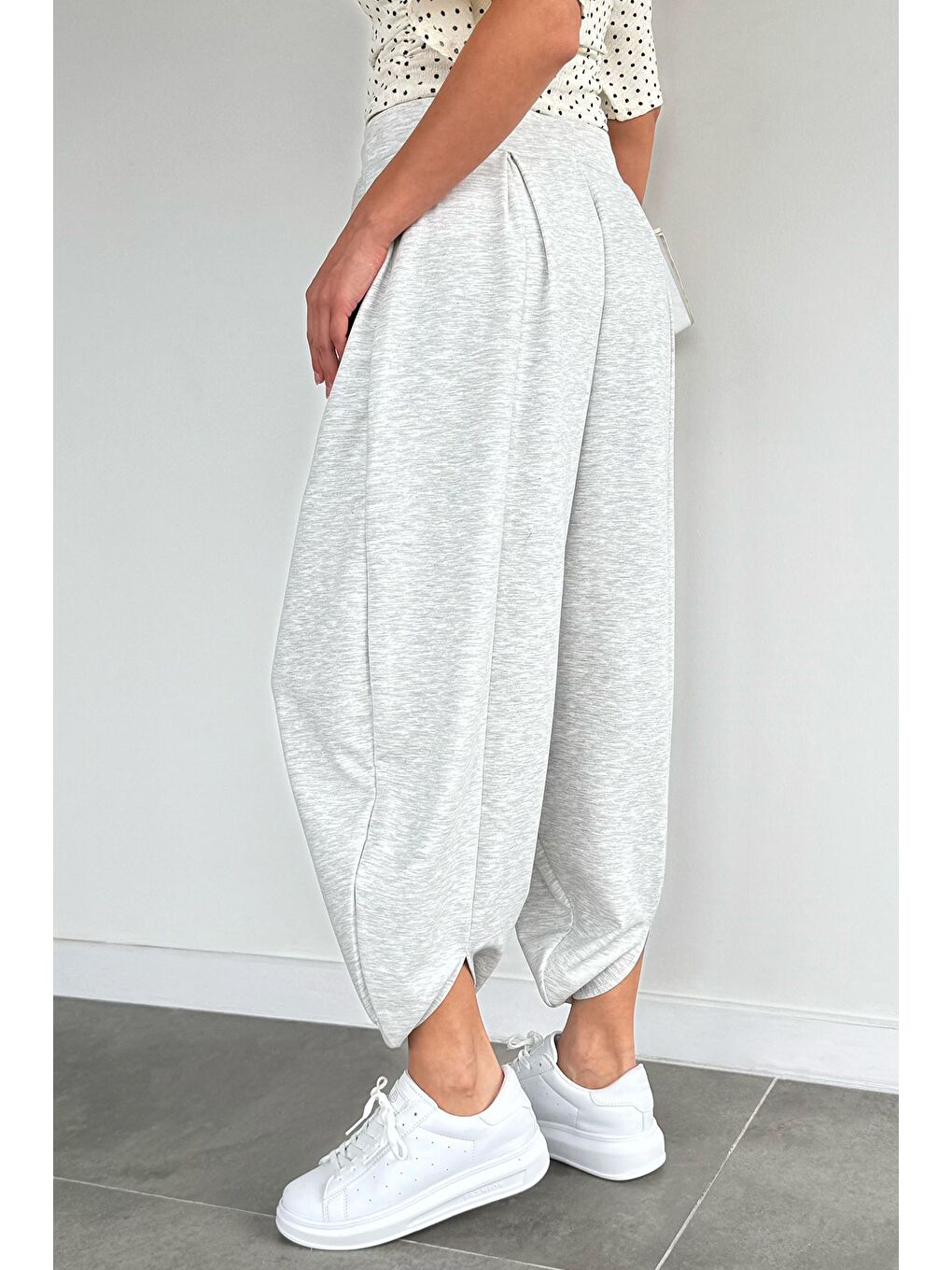 Gri Kadın Bel Lastikli Yüksek Bel Bol Kesim Pantolon-3