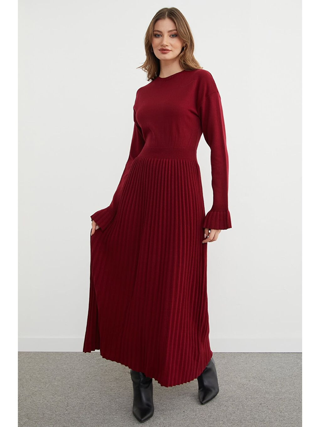 Bordo Fullamodest Düğmeli Pelerinli Kol Detaylı Triko Elbise-1