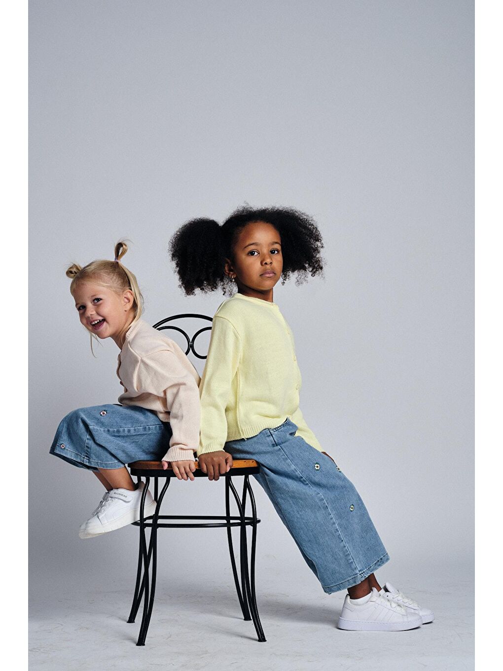 Sarı Papatya Nakışlı Denim Pantolon Hırka Takım-3