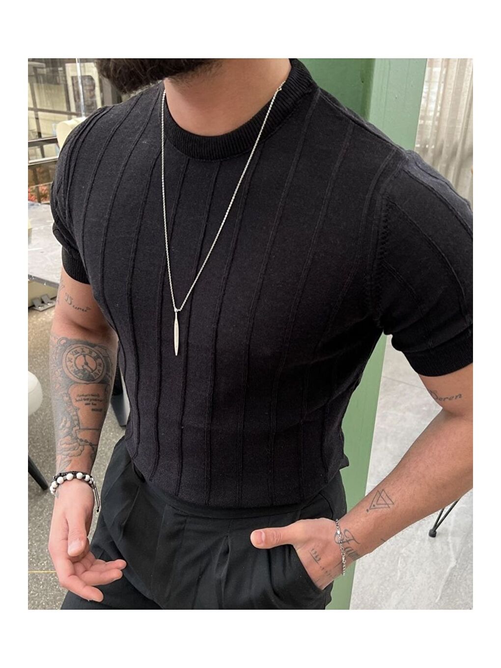 Siyah Erkek Yuvarlak Yaka Örme T shirt-1