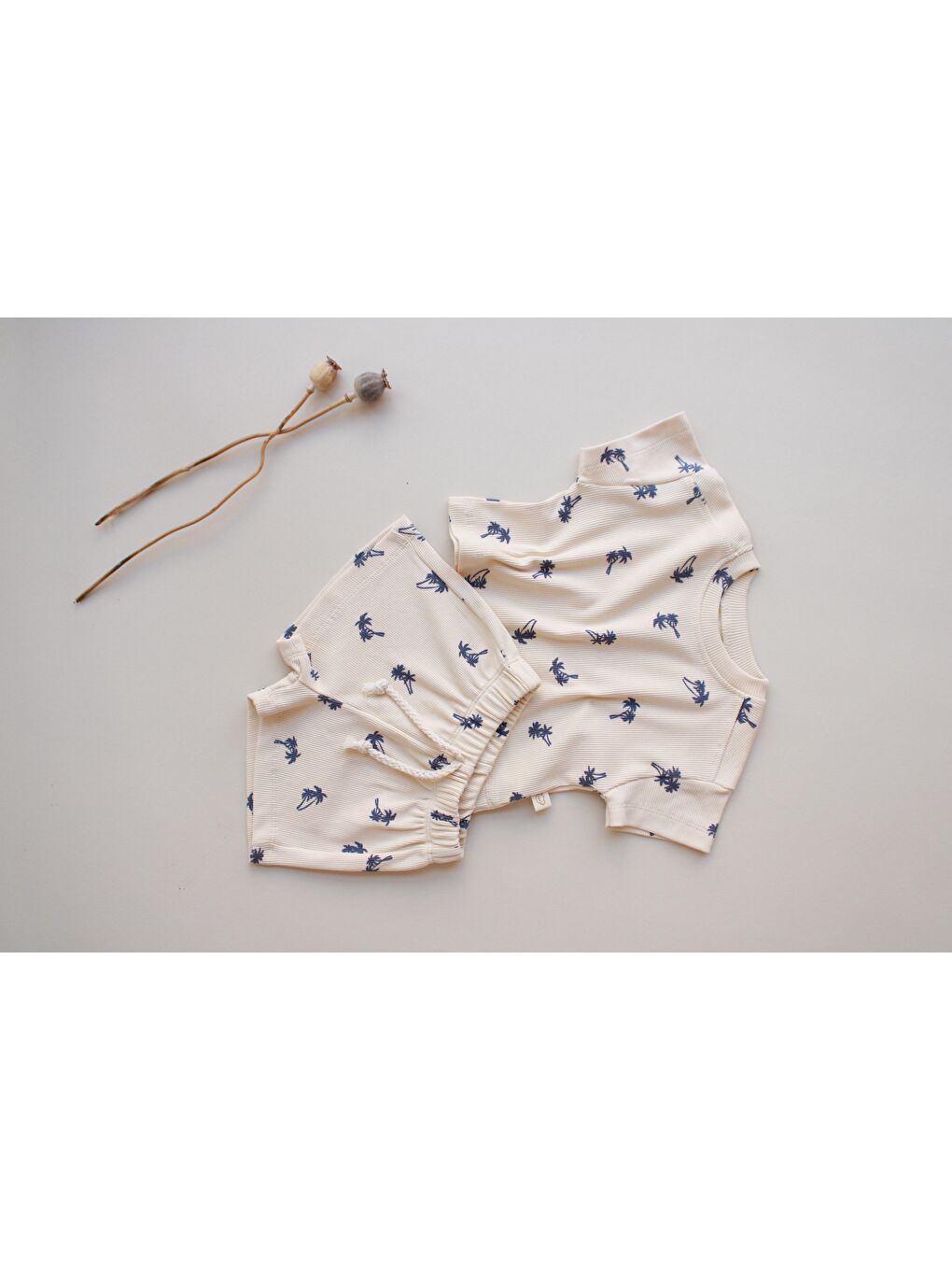 Ekru Palmiye Desen Kaşkorse Şortlu Takım-4