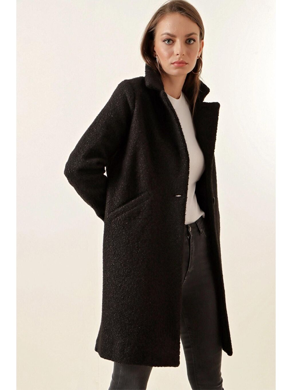 Siyah Tek Düğmeli Astarlı Cepli Buklet Kaşe Kaban-4