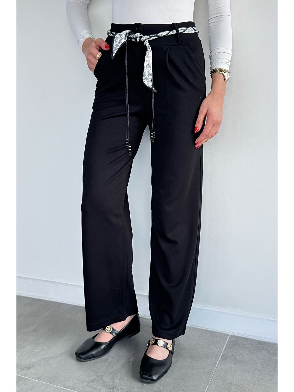 Siyah Kadın Yüksek Bel Fular Aksesuarlı Palazzo Kumaş Pantolon-1