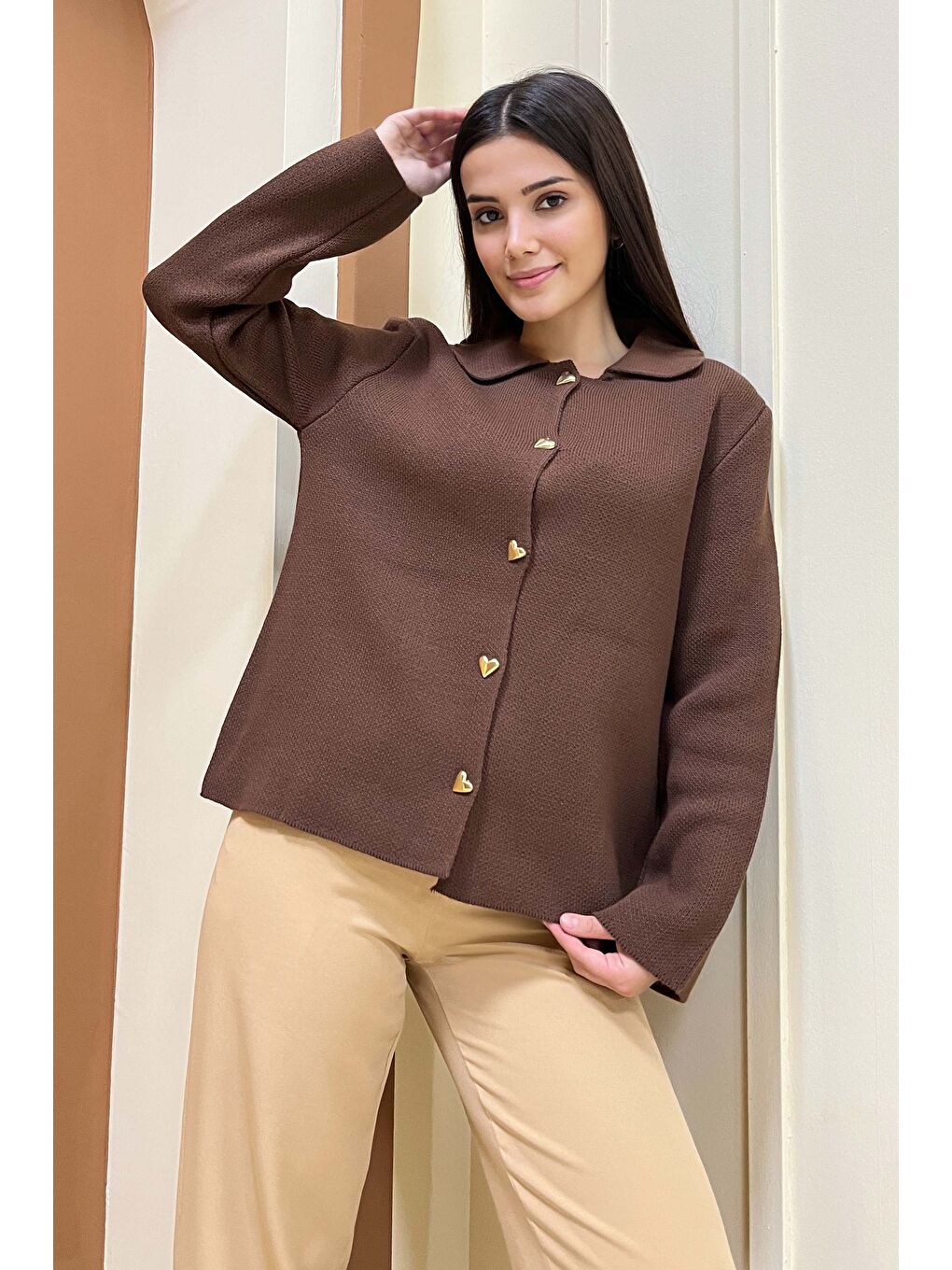 Kahverengi Kalp Düğmeli Triko Ceket Kahve - 27835-KAHVE-1