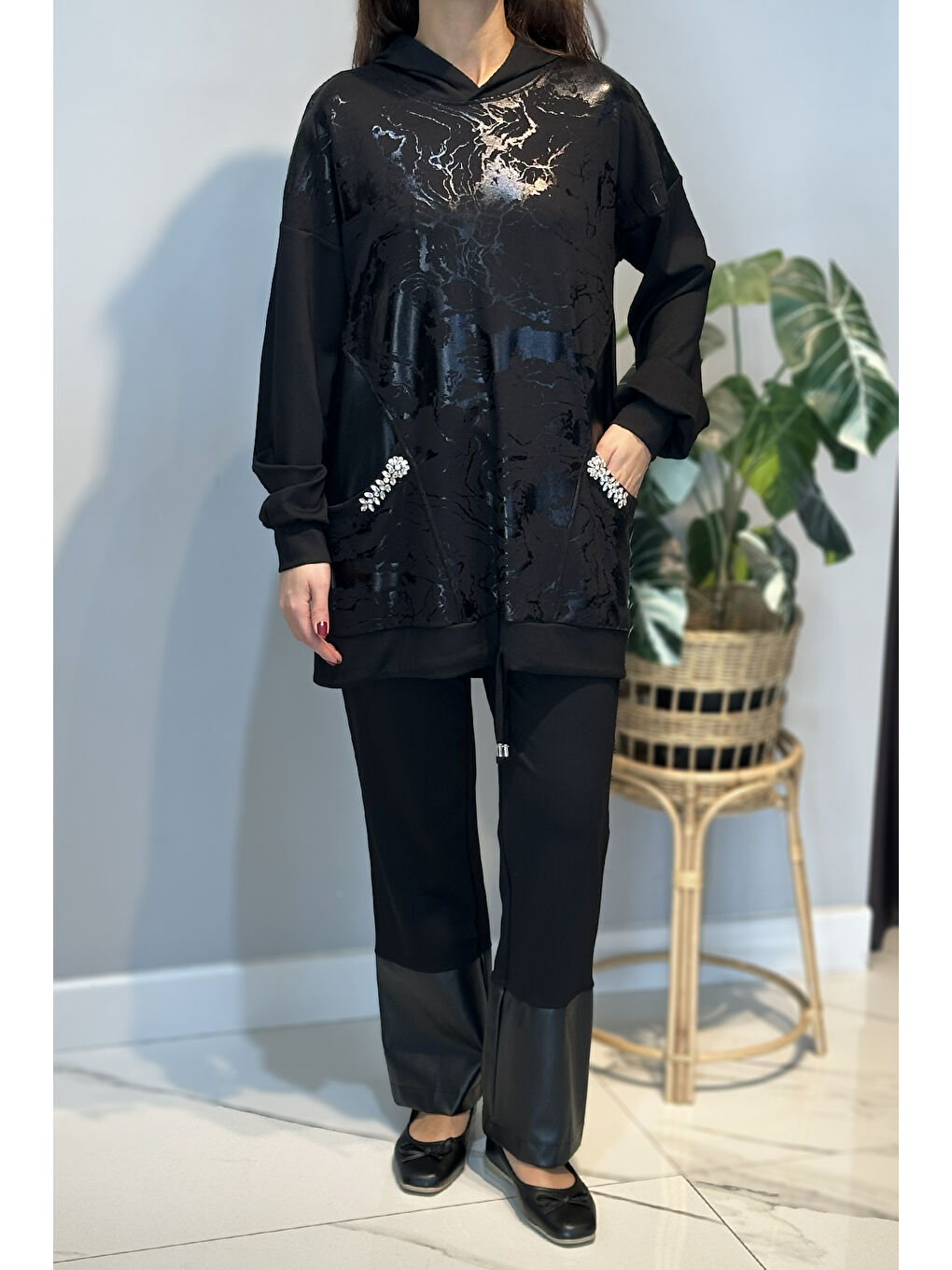 Kapüşonlu Baskı Detay Takım 19310 Siyah-4