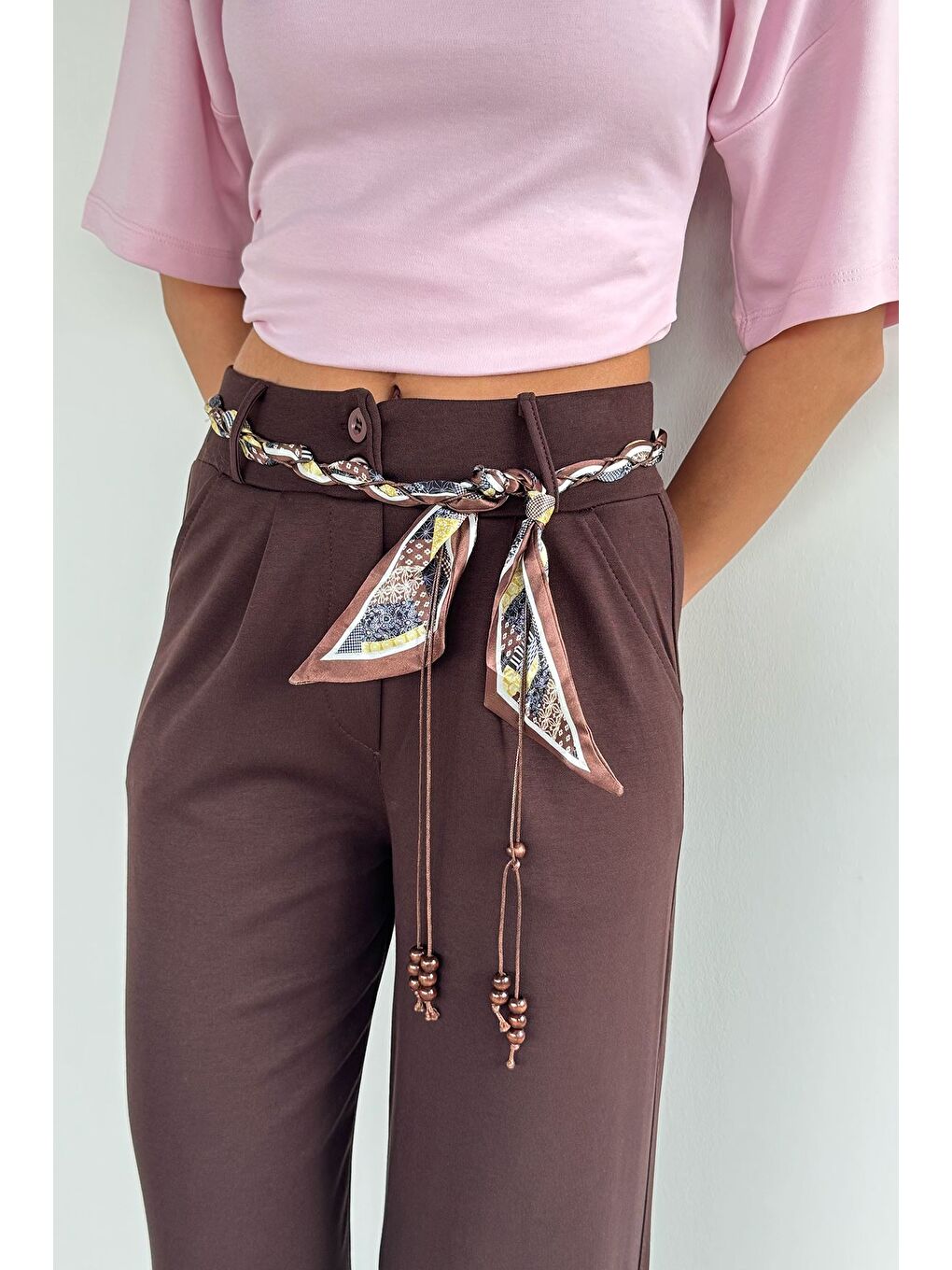 Kahverengi Kadın Yüksek Bel Fular Aksesuarlı Palazzo Kumaş Pantolon-3