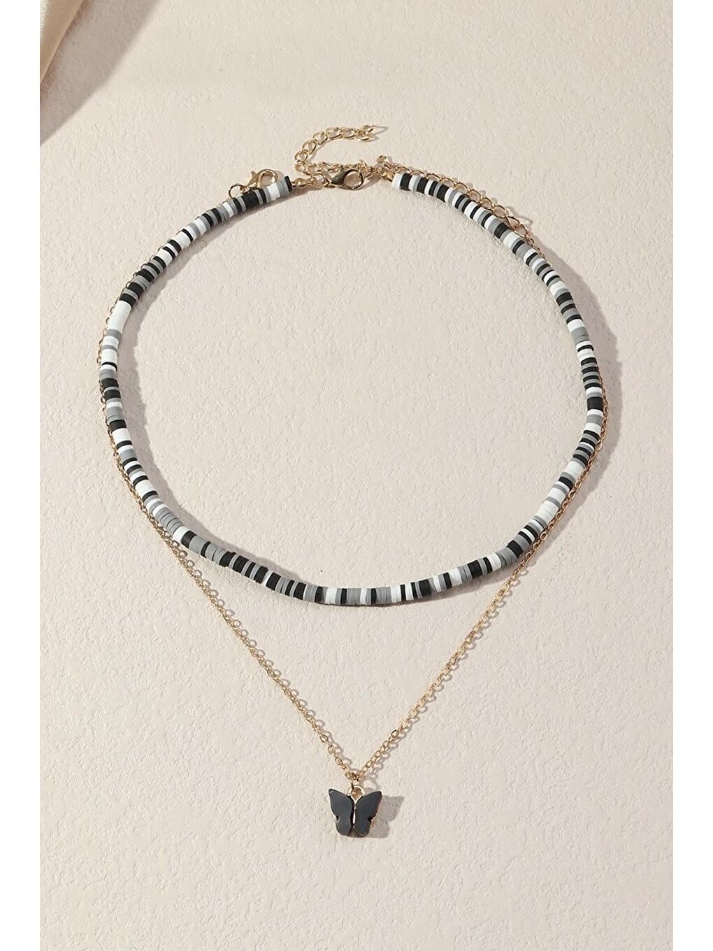 Siyah Beyaz Fimo Boncuklu Kelebek Kolye Seti-1