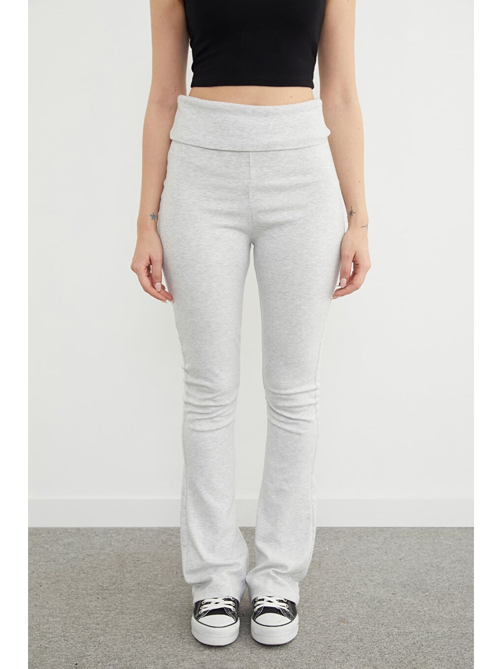 Gri Beli Katlamalı Flare Tayt Pantolon-1