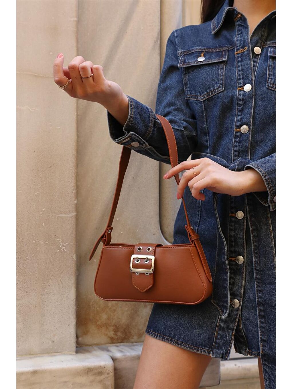 Kahverengi Toka Detaylı Kol Çantası Taba-5