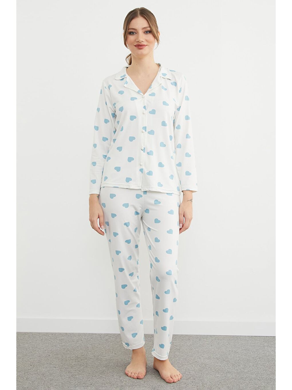 Turkuaz Leopar Desenli Polo Yaka Düğmeli Pijama Takımı-4