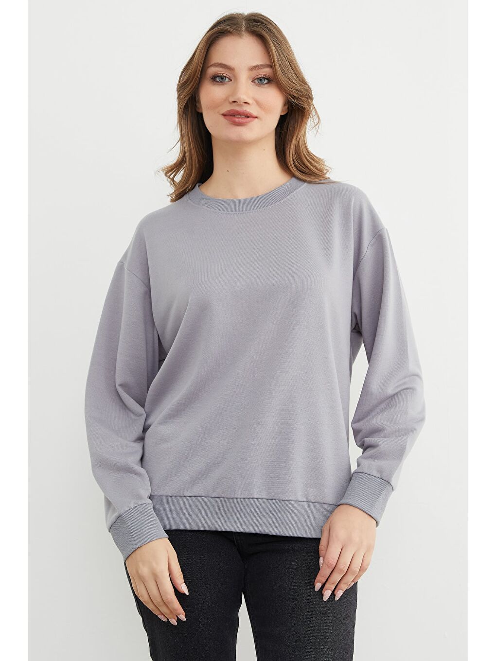 Gri Basic Bisiklet Yaka Sweatshirt-1