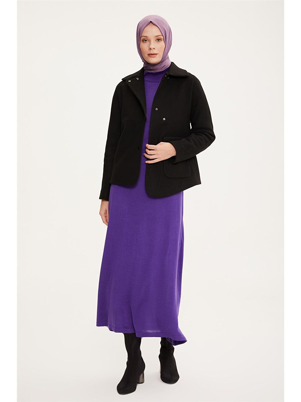 Siyah Önü Çıtçıtlı Ve Cepli Asimetrik Ceket 22K5004