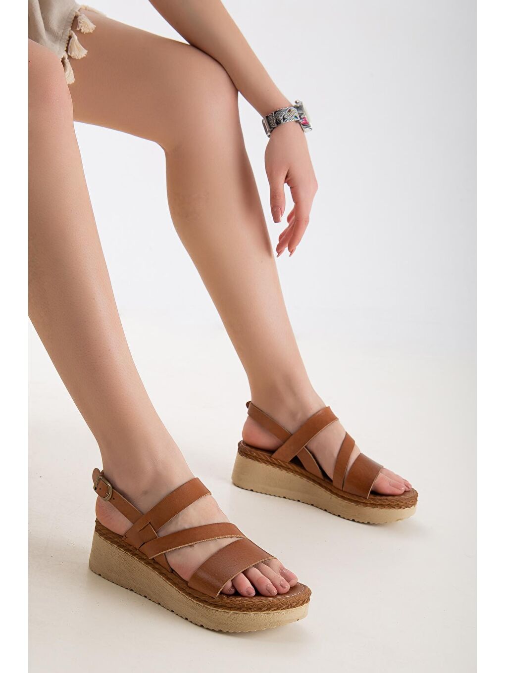 Kahverengi D152 Kadın Hakiki Deri Sandalet-1