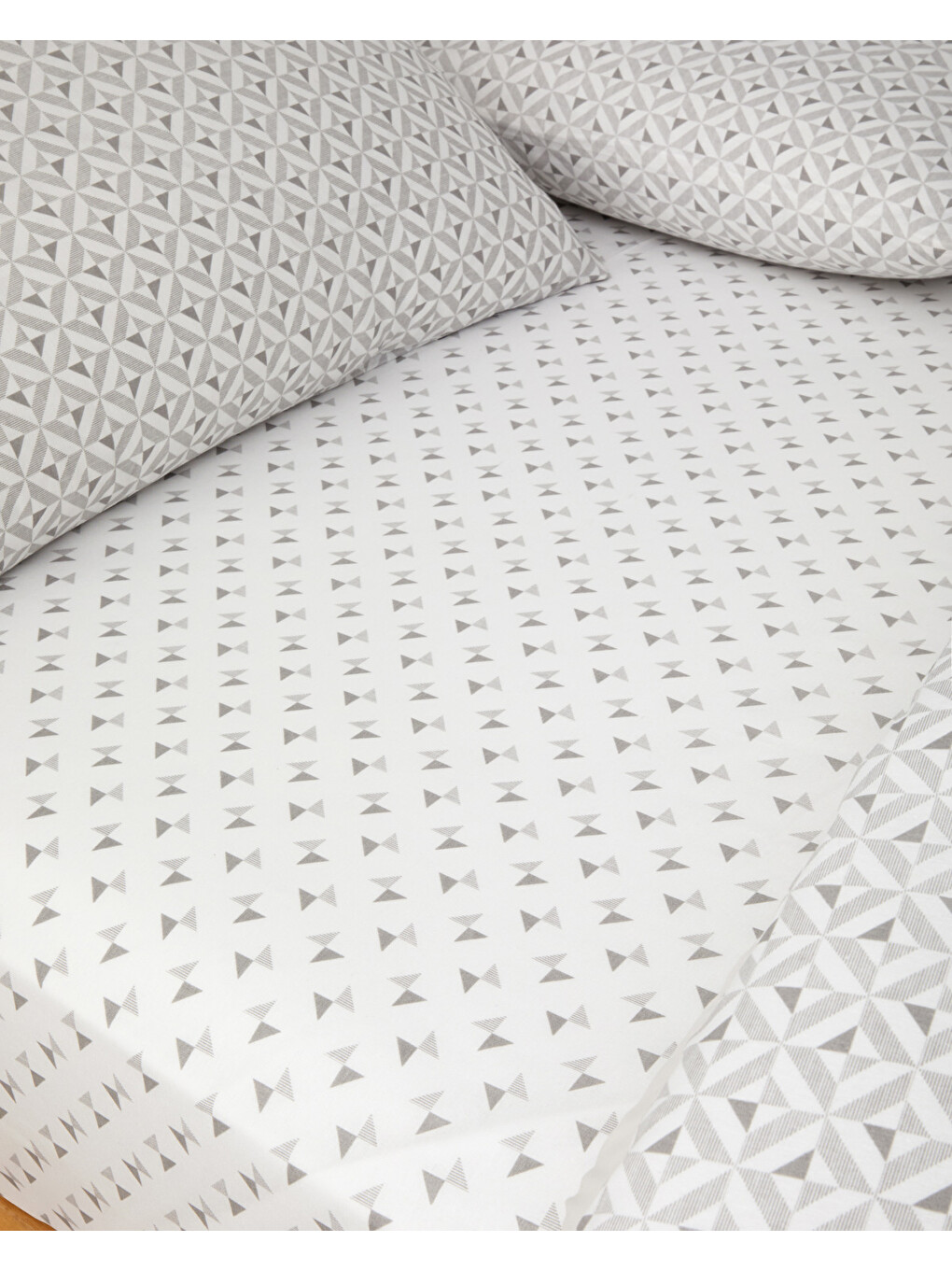 Symetra Kolay Ütülenir Çarşaflı Çift Kişilik Nevresim Takımı 200x220 Cm Gri-4