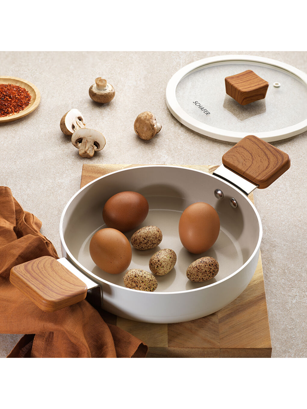 Ekru Ceramoni Seramik Kapaklı Sahan 20 Cm-Krem