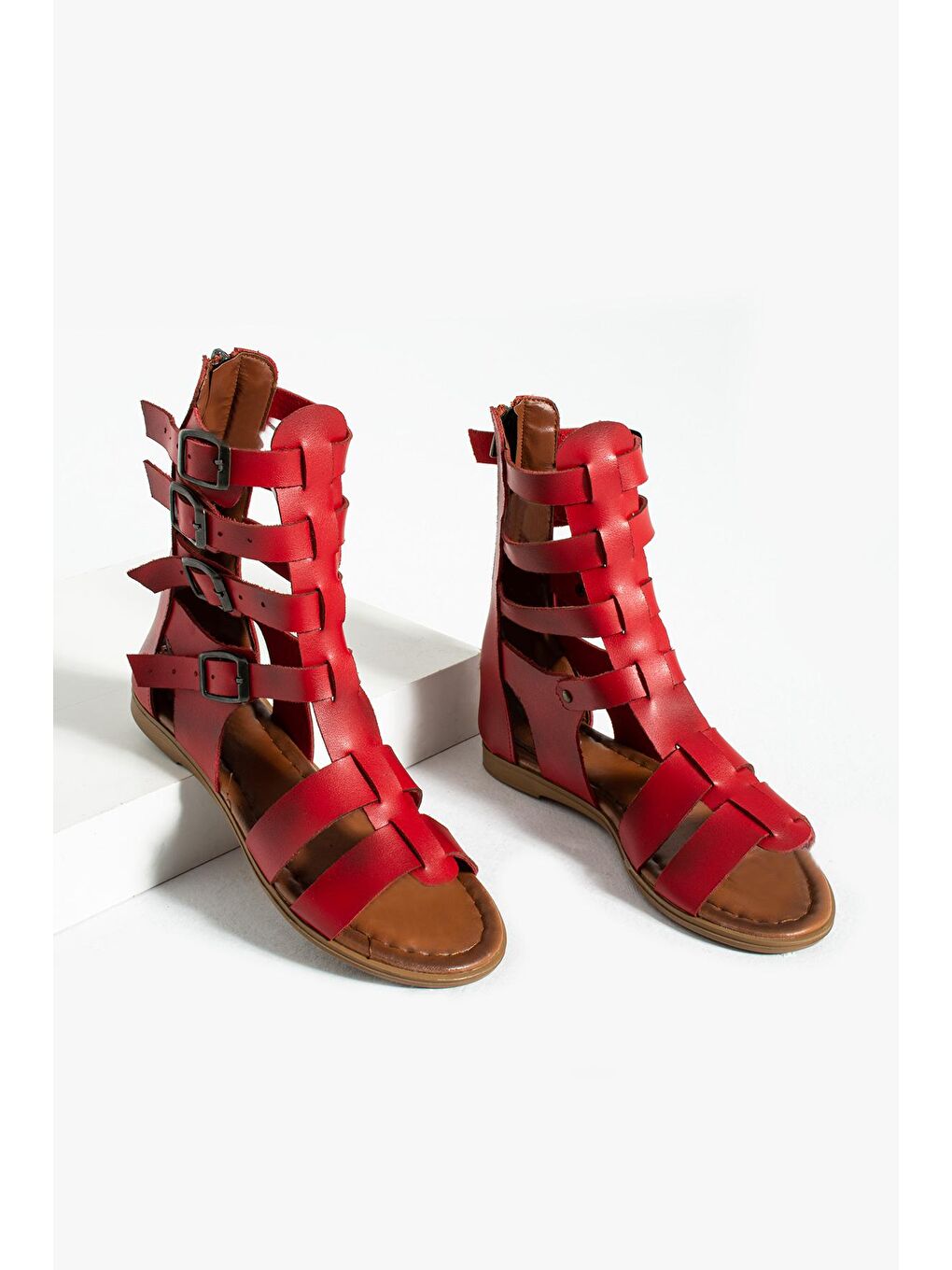 Kırmızı Önü Açık Tokalı & Fermuarlı Gladyo Model Kadın Sandalet 51-0190-24-3