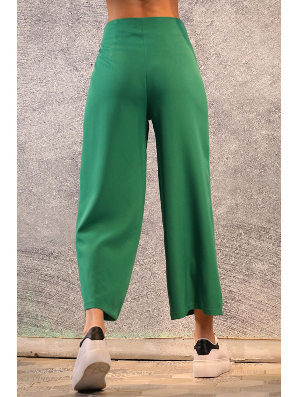 Yeşil Kadın Rahat Bol Paça Pantolon-1