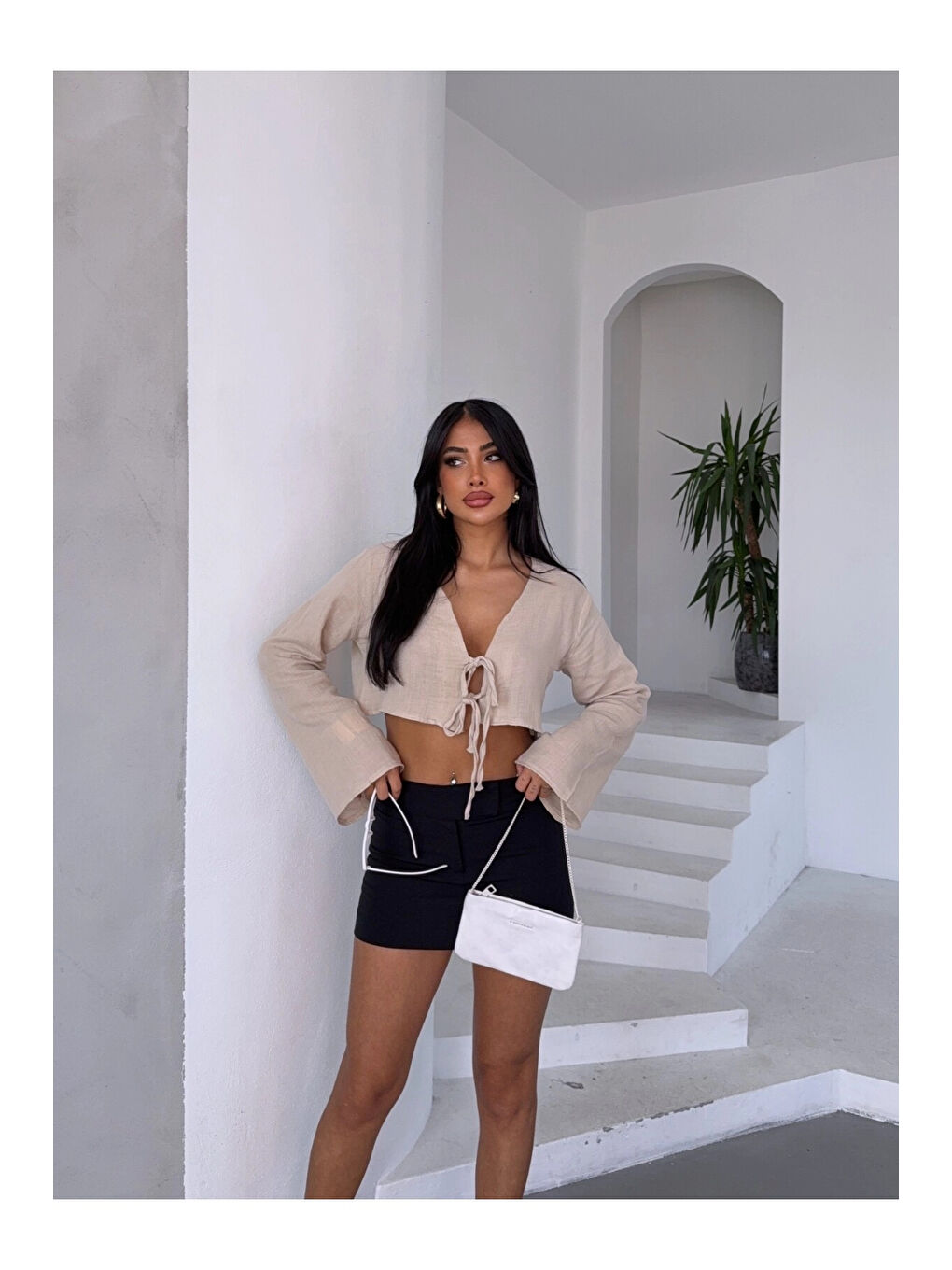 Kadın Bej Önden Bağlamalı Müslin Kumaş Crop Bluz HZL25S-DSB104071