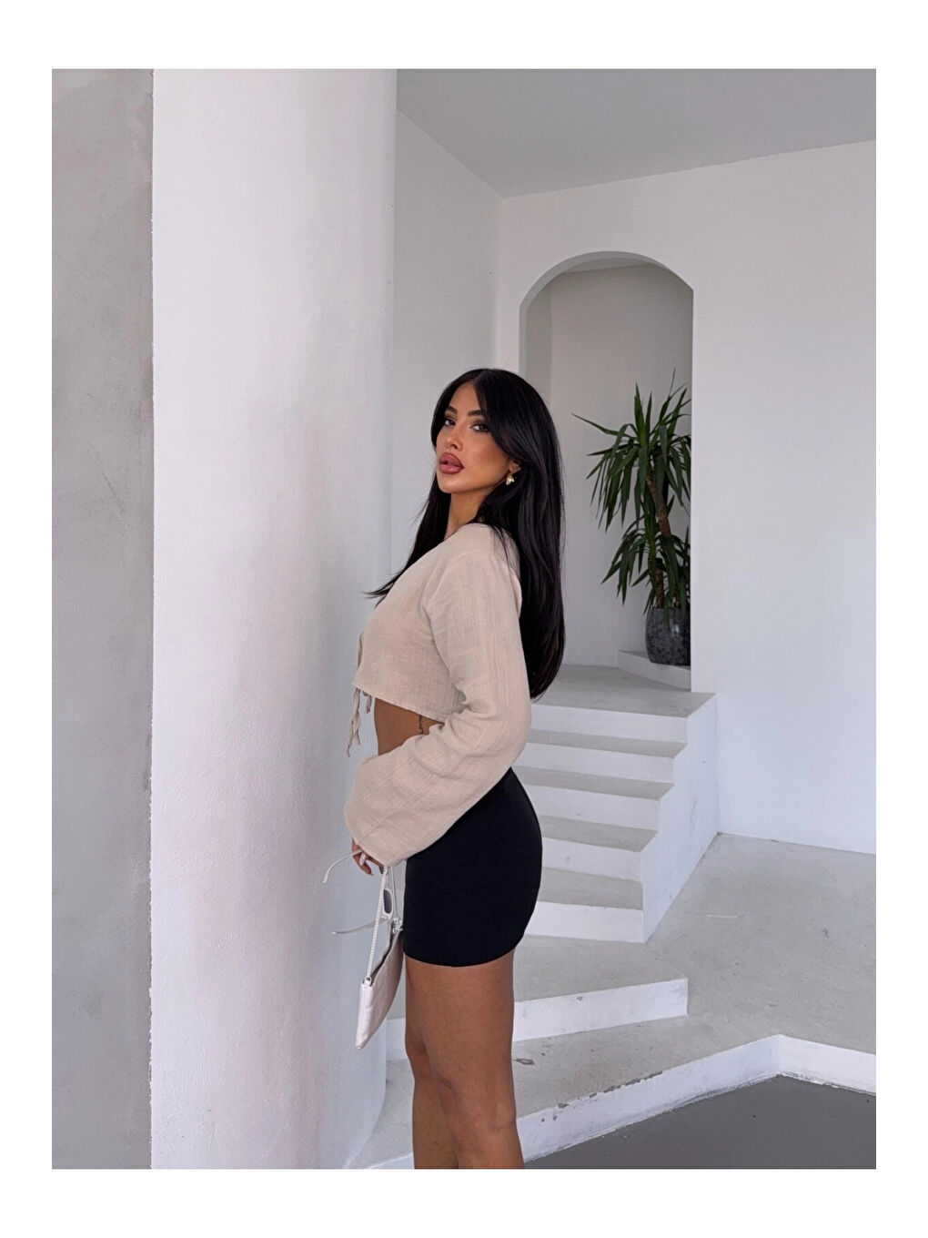 Kadın Bej Önden Bağlamalı Müslin Kumaş Crop Bluz HZL25S-DSB104071-2