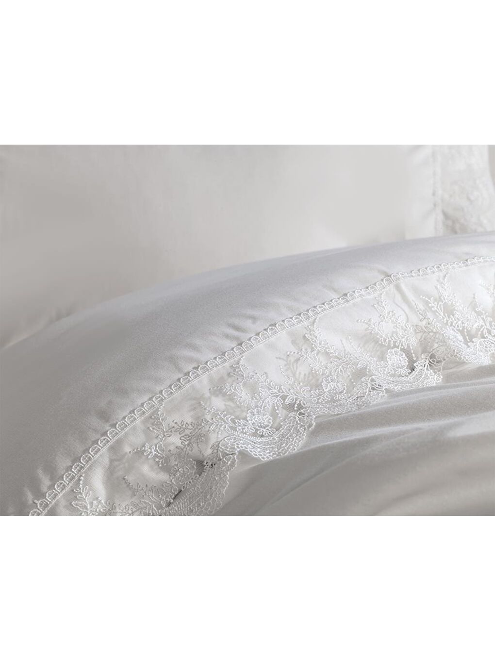 Karışık Fransız Dantelli Elani Çeyizlik Nevresim Takımı Krem-2