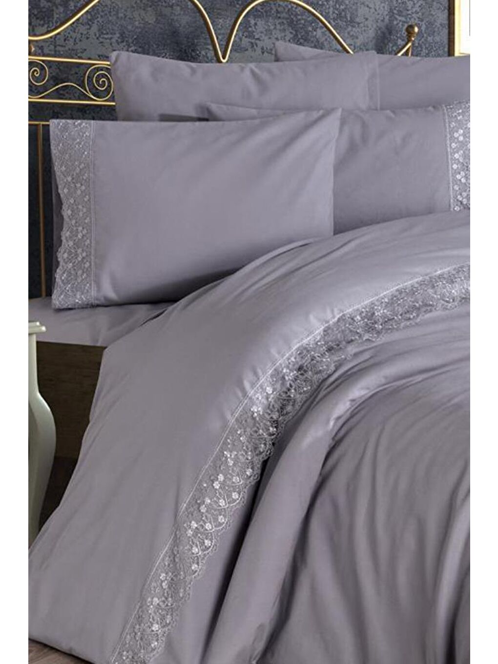 Fransız Dantelli Patya Çeyizlik Nevresim Takımı Gri