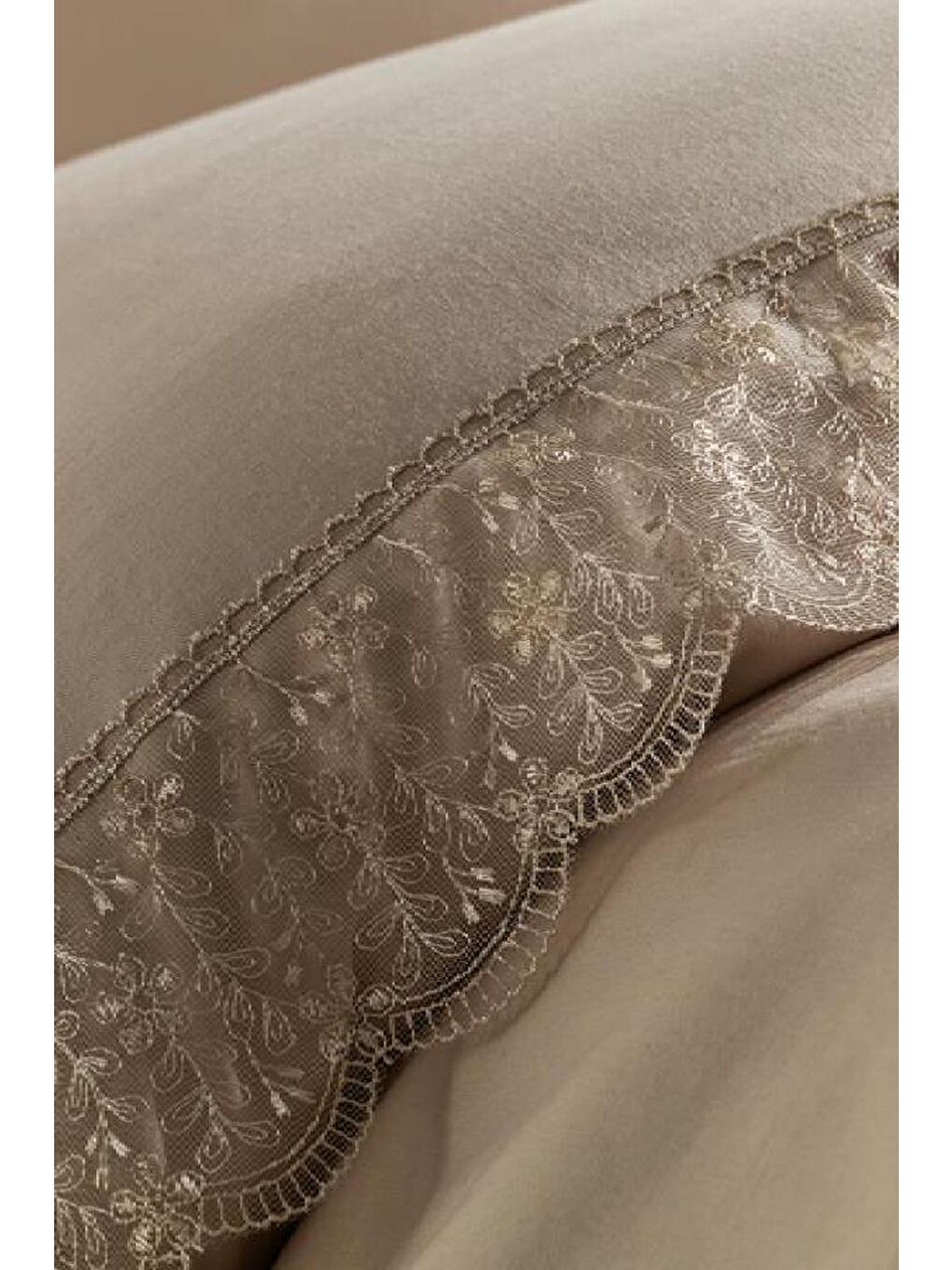 Karışık Fransız Dantelli Yonca Çeyizlik Nevresim Takımı Cappucino-7