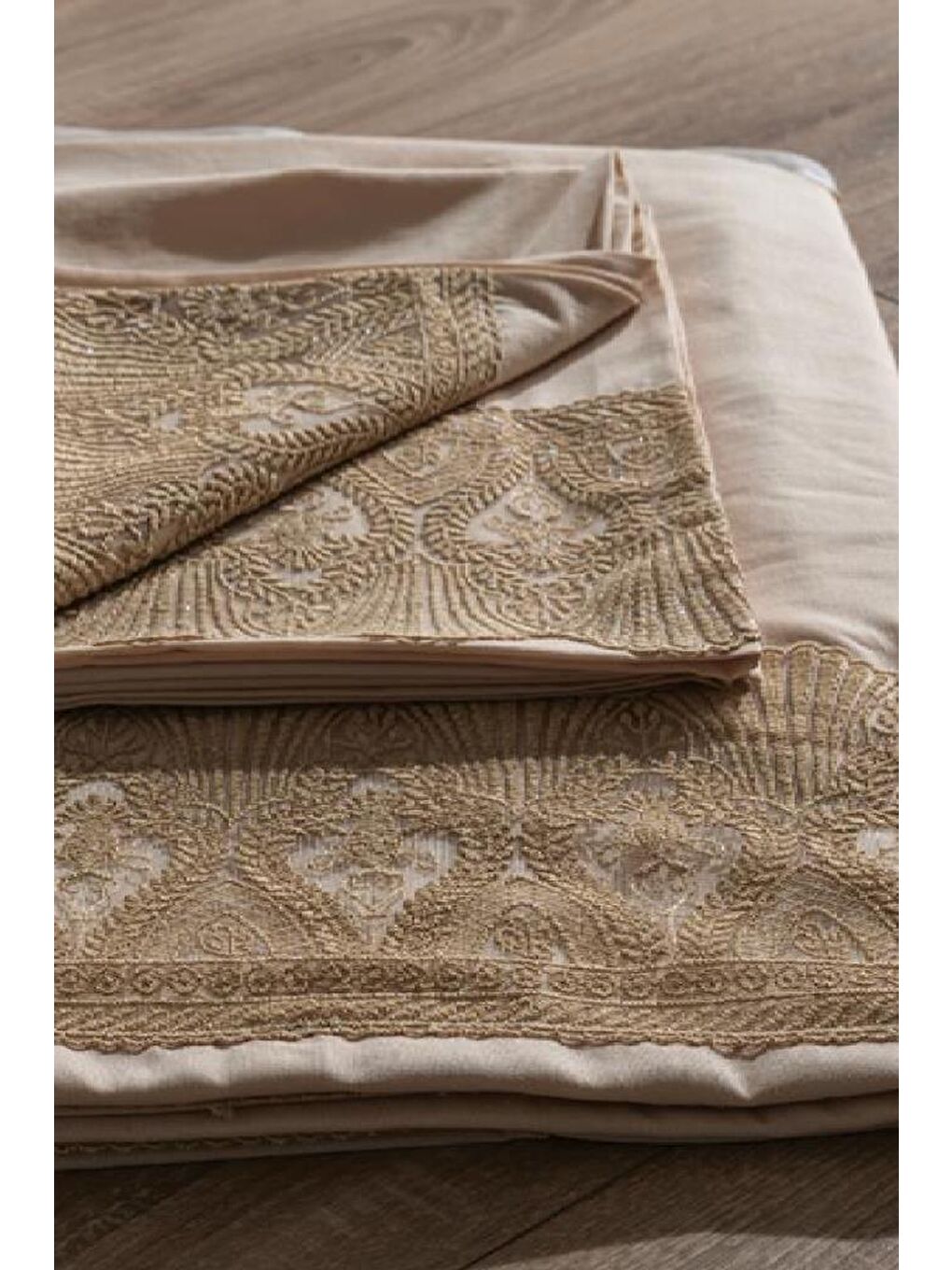 Karışık Fransız Dantelli Vase Çeyizlik Nevresim Takımı Cappucino-5