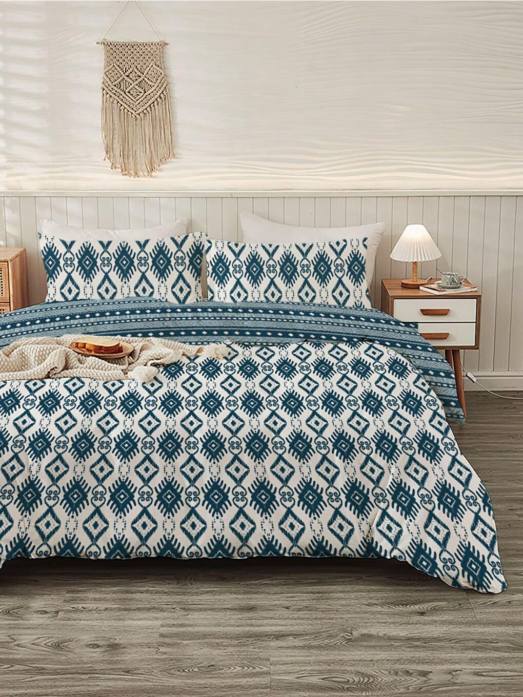 Karışık Baskılı,Desenli Çift Kişilik Nevresim Takımı (ÇARŞAFSIZ) 200x220 cm