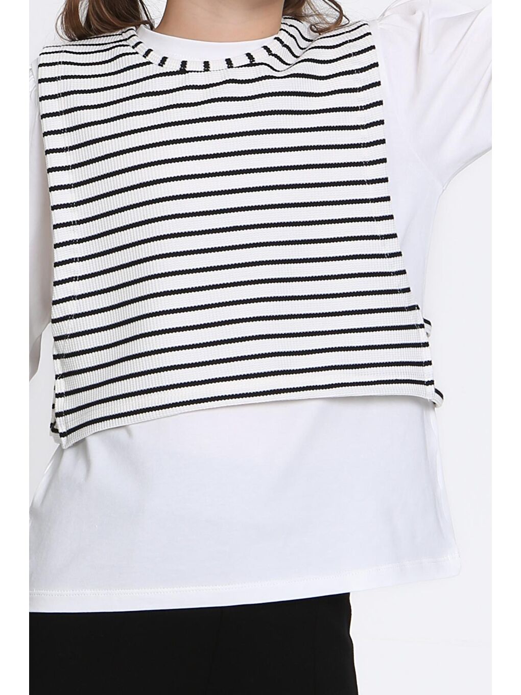 Kız Çocuk Beyaz Yelekli 5-9 Yaş 3'lü Takım - 23315-4-2