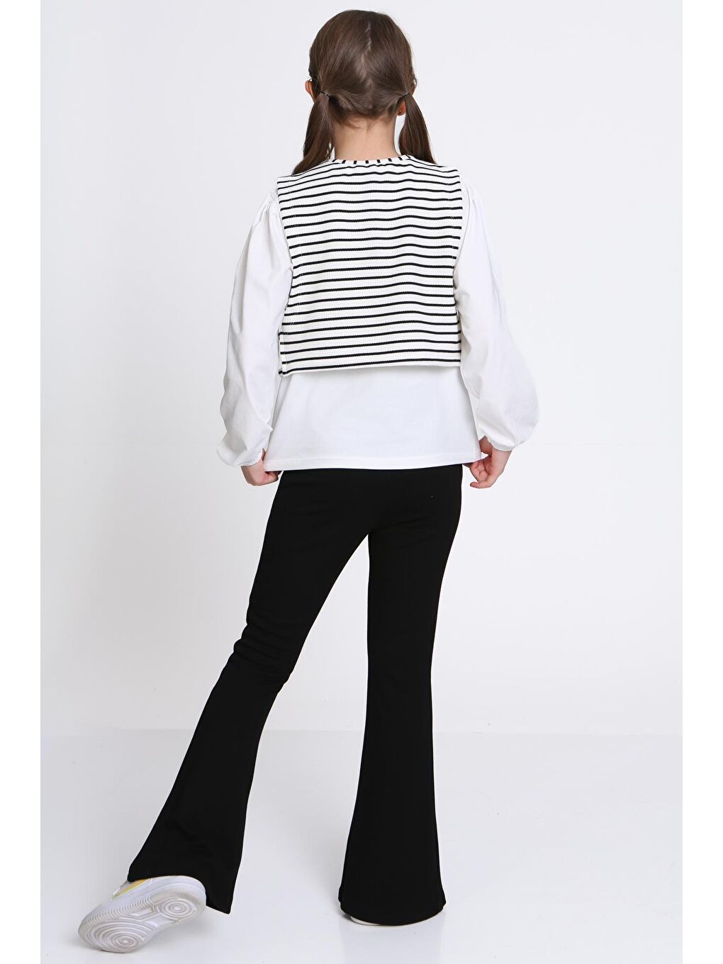 Kız Çocuk Beyaz Yelekli 5-9 Yaş 3'lü Takım - 23315-4-3