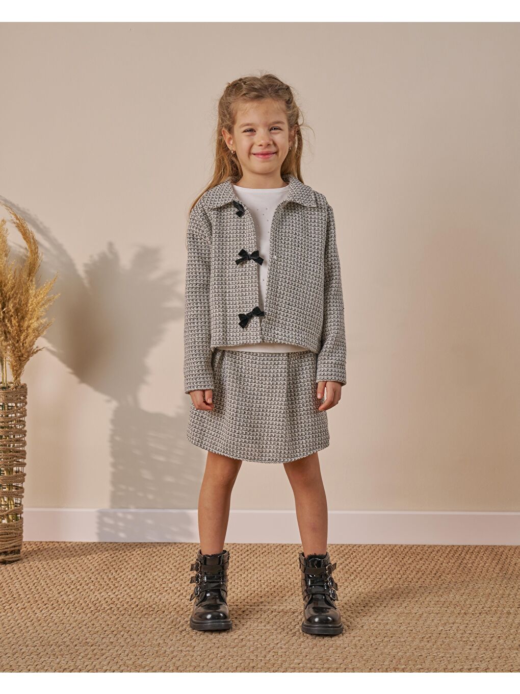 Kız Çocuk Pamuklu Siyah-Beyaz Dokulu Ceketli Etek Takım – T-Shirt Dahil 3'Lü-3
