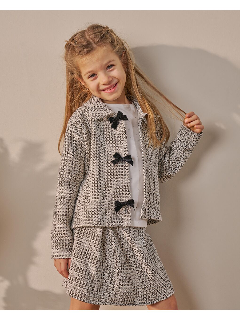 Kız Çocuk Pamuklu Siyah-Beyaz Dokulu Ceketli Etek Takım – T-Shirt Dahil 3'Lü-4