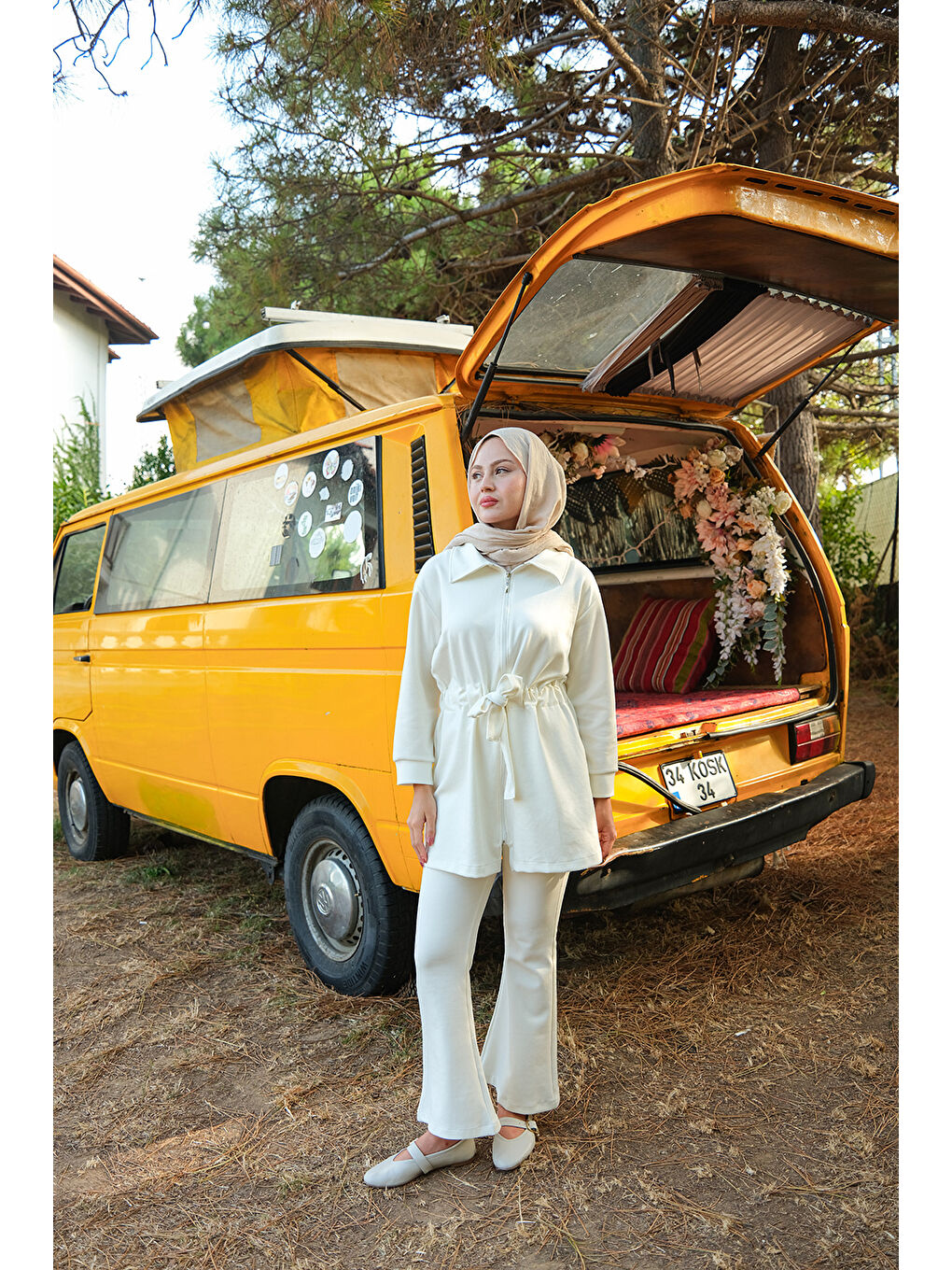 Kadın Bel Bağlamalı Takım Beyaz-2