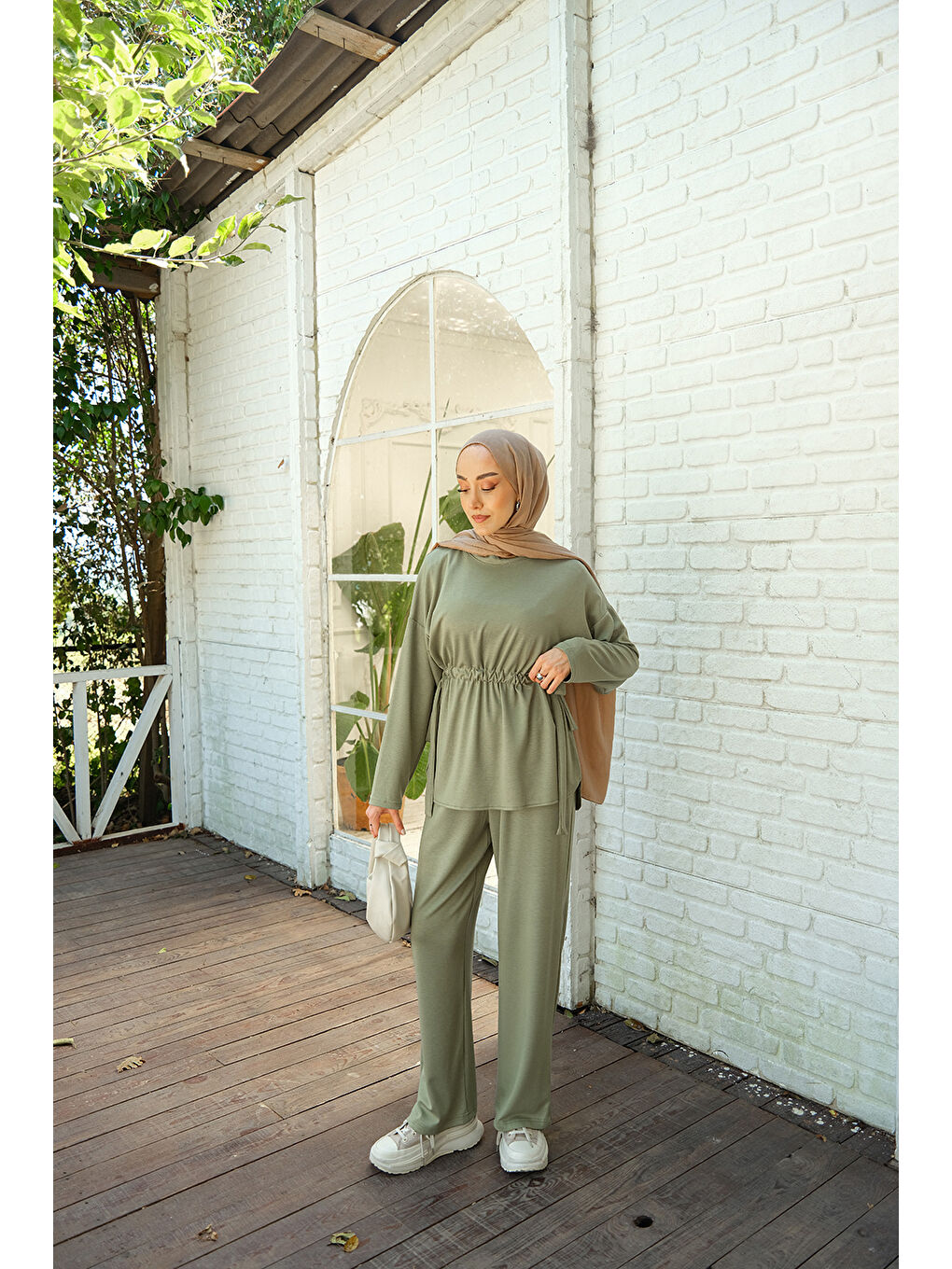 Yeşil Kadın Bel Bağlama Detay İkili Takım Ada Çayı-2