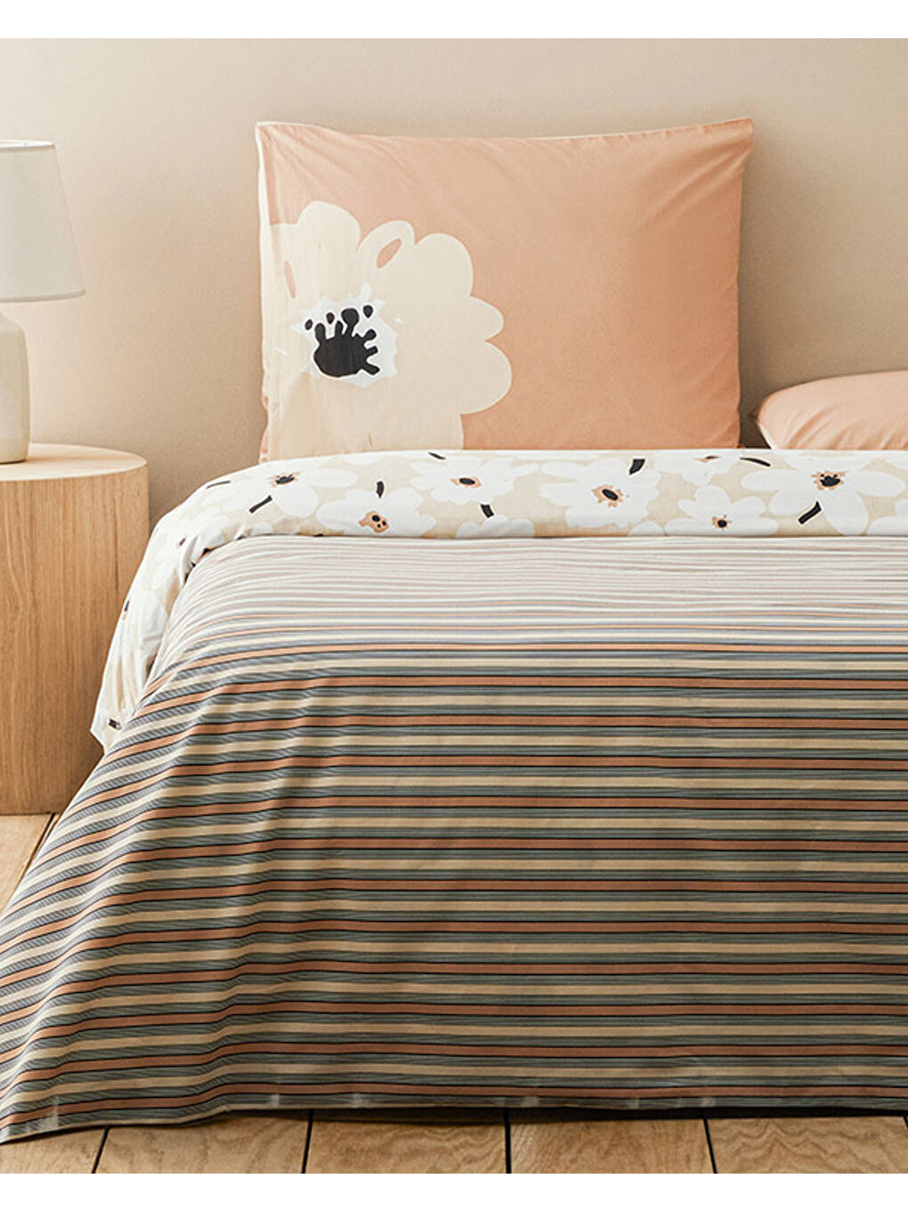 Ekru Mono Bloom Pamuk Çift Kişilik Nevresim Takımı Krem-1