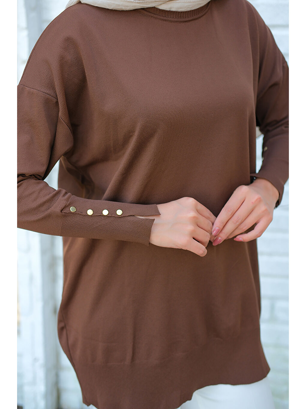 Kadın Bilek Gold Aksesuar Detay Tunik Kahverengi-4