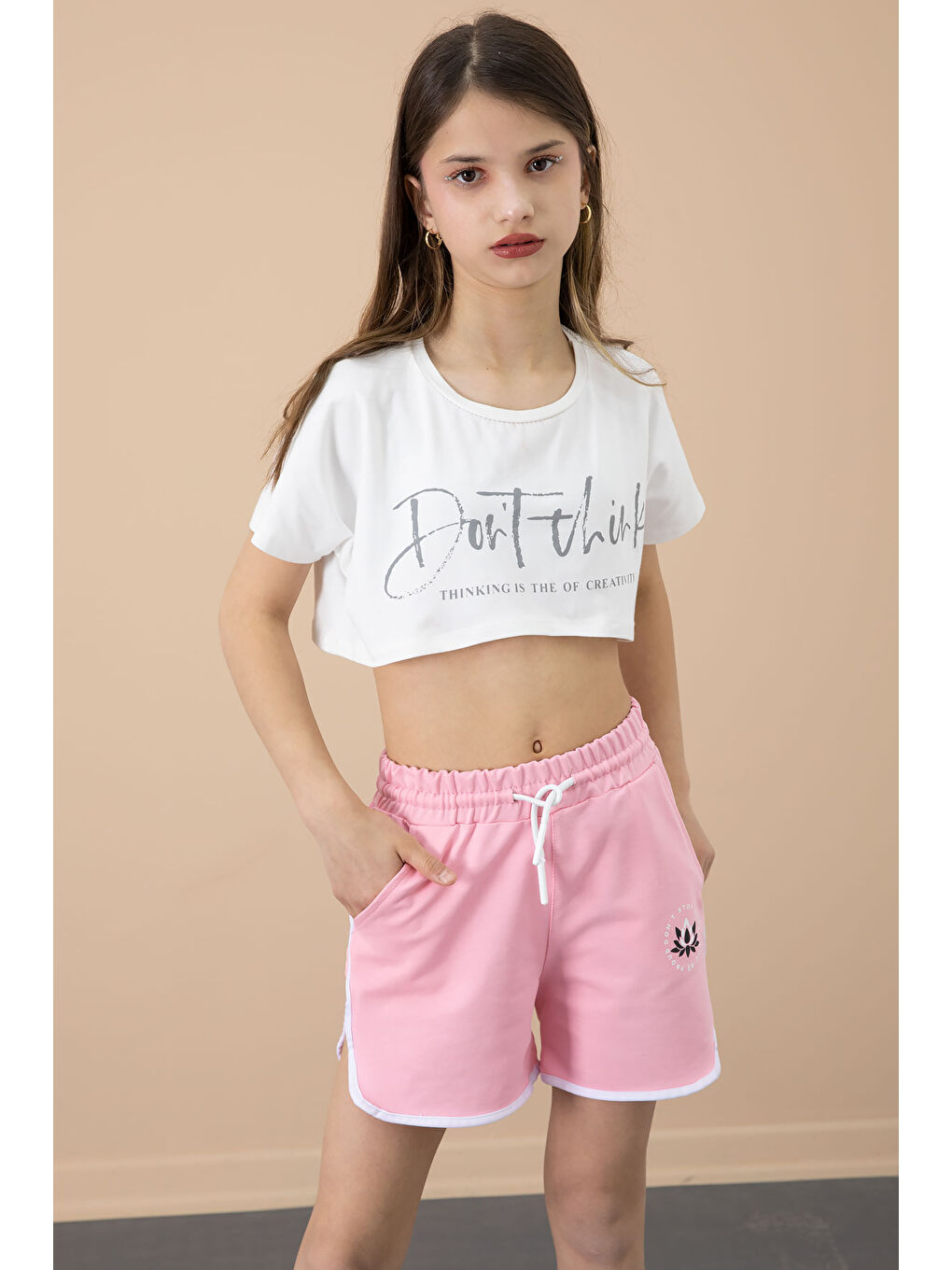 Pembe Yanları Yırtmaçlı Çiçek Baskılı Beli Lastikli Kız Çocuk Şort 20736