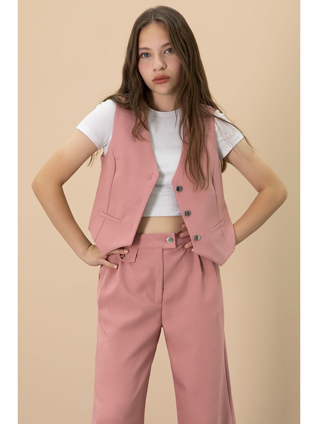 Pembe V Yaka Düğmeli Yelekli Geniş Paça Pantolonlu Kız Çocuk 2li Takım 20724-2
