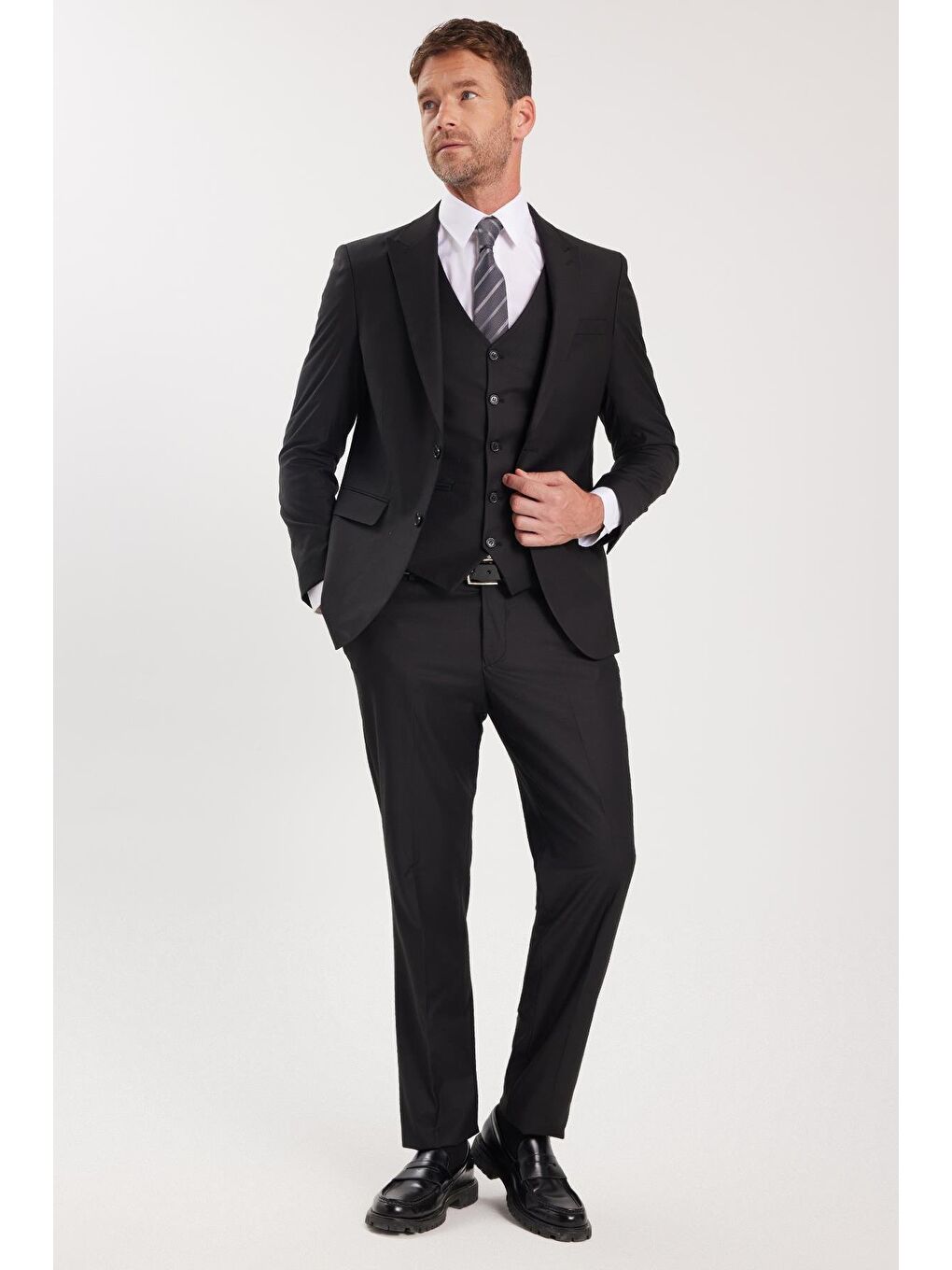Erkek Slim Fit Siyah Esnek Likralı Kumaş Sivri Yaka Yelekli Takım Elbise-1