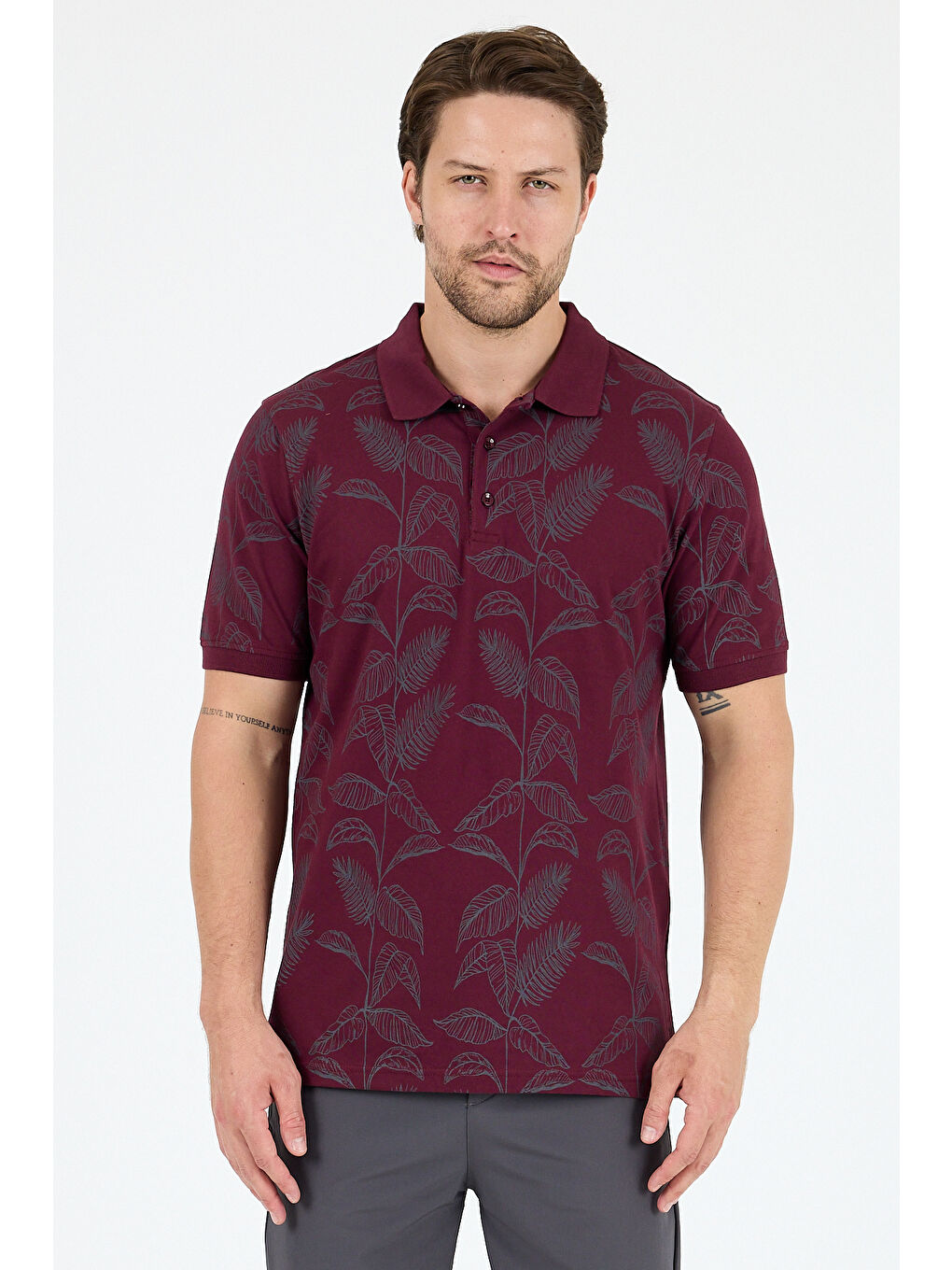 Mürdüm Erkek Polo Yaka Desenli Tişört – %95 Pamuk %5 Elastan – Şık, Esnek ve Rahat Kısa Kollu Tişört 0033