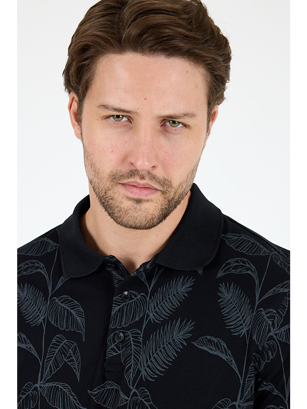 Siyah Erkek Polo Yaka Desenli Tişört – %95 Pamuk %5 Elastan – Şık, Esnek ve Rahat Kısa Kollu Tişört 0033-2