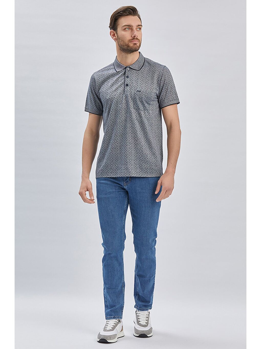 Koyu Lacivert Desenli Jakarlı Polo Yaka Cepli Klasik Comfort Fit Rahat Kesim Tişört 1011240170